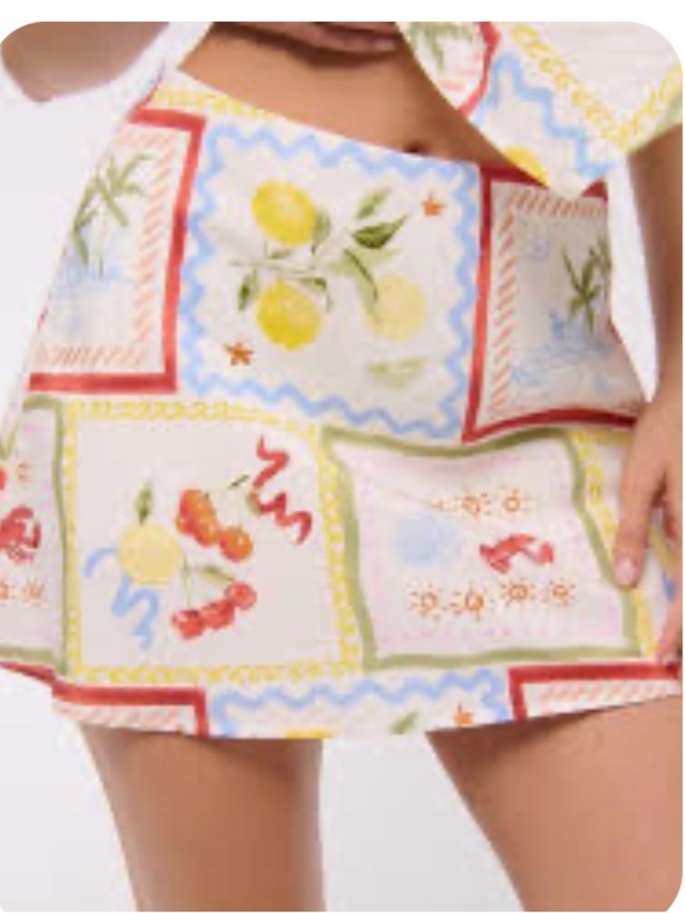 Abercrombie- Sienna- Fruit-Print Mini Skort - Multicolor